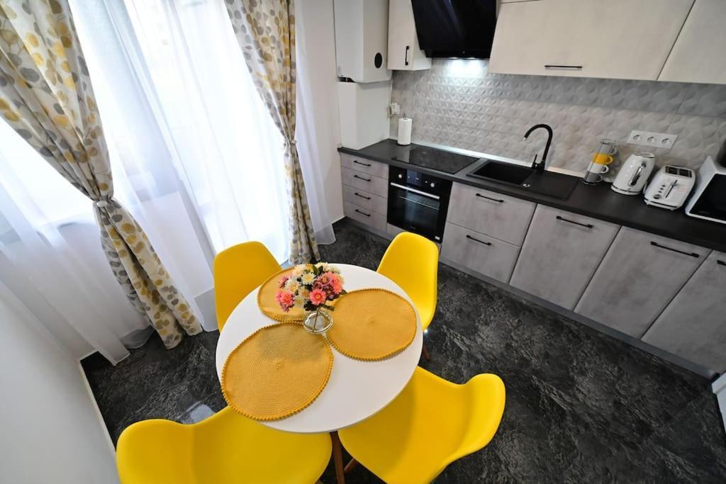 Appartamento Flh - Just 5 Şelimbăr Esterno foto